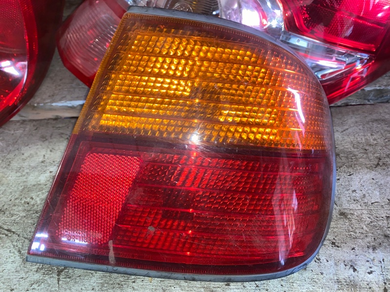 Стоп-сигнал Nissan Primera HP11 задний правый (б/у)