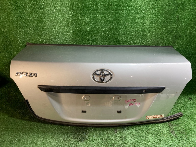 Крышка багажника Toyota Belta KSP92 (б/у)