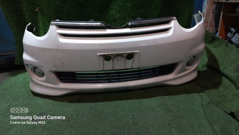 Бампер Toyota Sienta NCP85 передний (б/у)