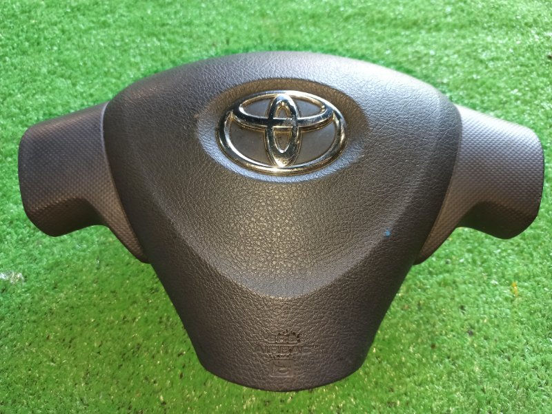 Airbag на руль Toyota Corolla Fielder NZE141 (б/у)