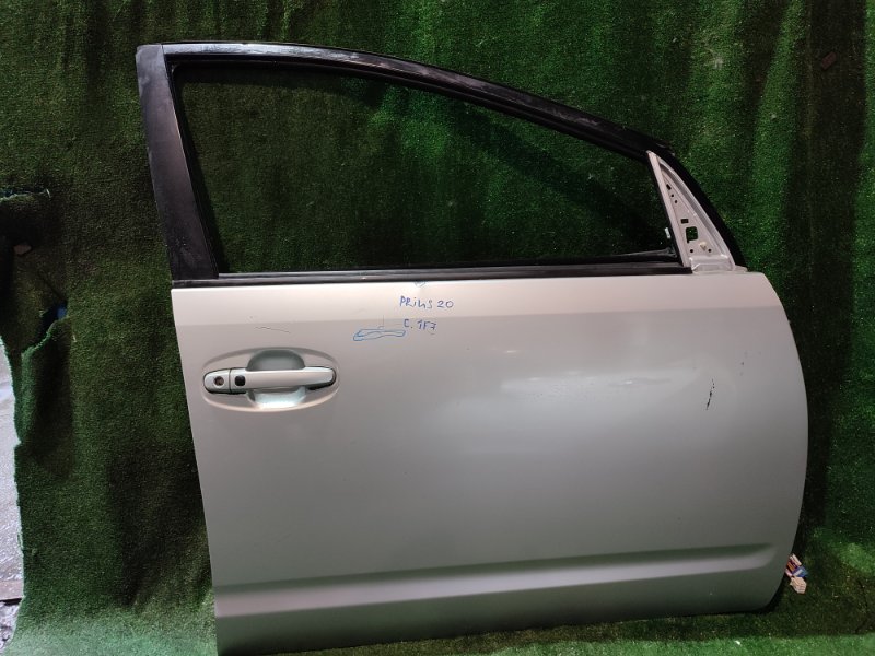 Дверь Toyota Prius NHW20 2006 передняя правая (б/у)