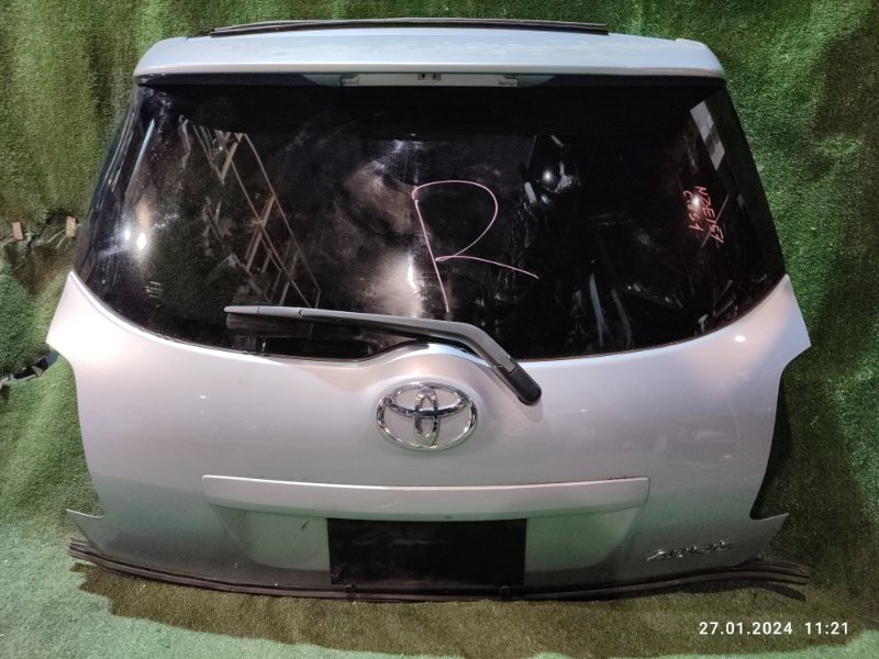 Дверь 5-я Toyota Auris NZE154 (б/у)