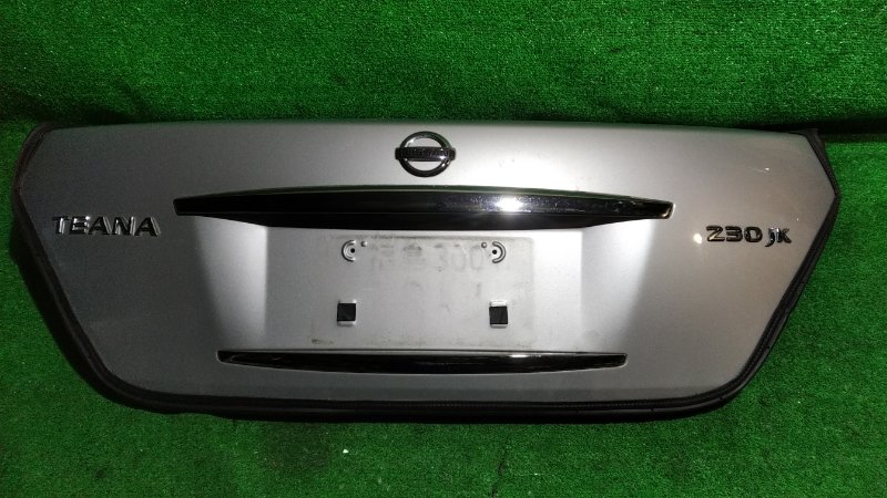 Крышка багажника Nissan Teana J31 задняя (б/у)