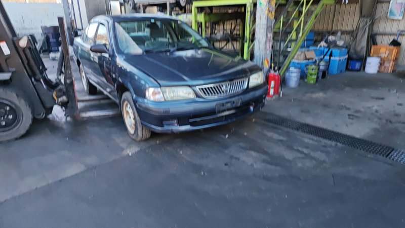 Двигатель Nissan Sunny FNB15 QG15 (б/у)