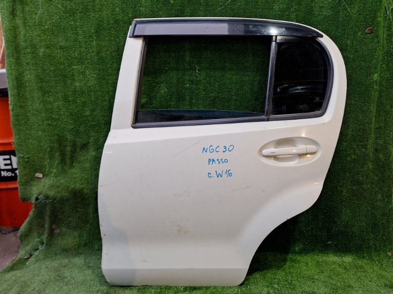 Дверь Toyota Passo KGC30 задняя левая (б/у)