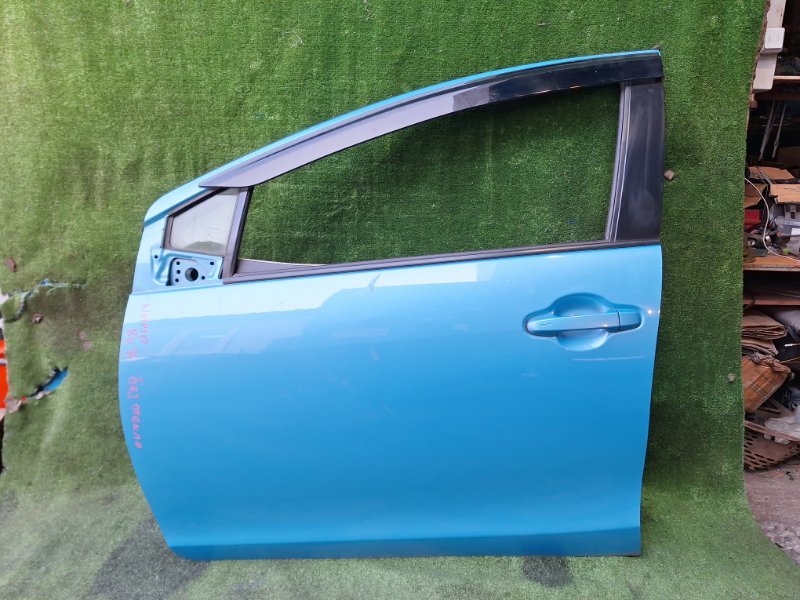 Дверь Toyota Aqua NHP10 передняя левая (б/у)