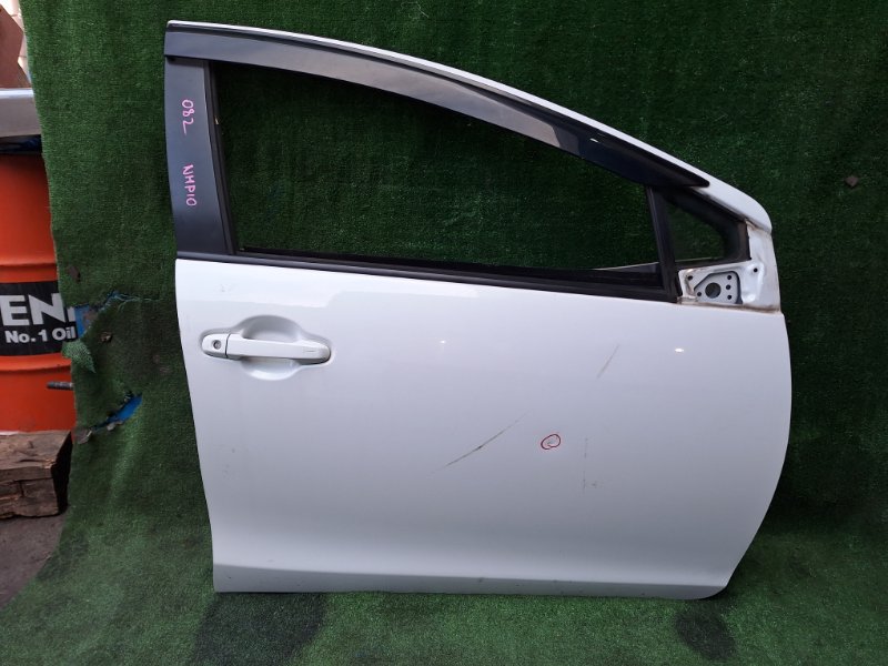 Дверь Toyota Aqua NHP10 передняя правая (б/у)