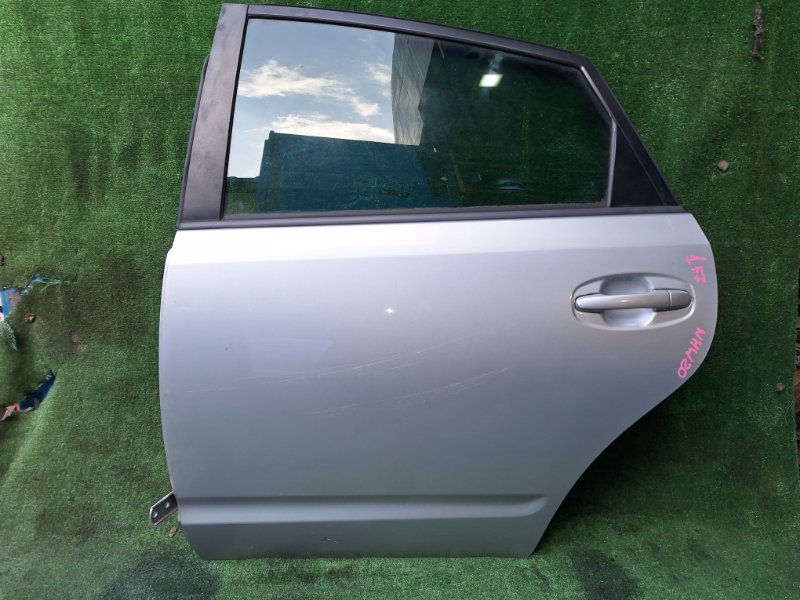 Дверь Toyota Prius NHW20 задняя левая (б/у)