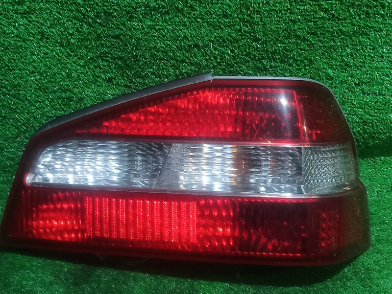 Стоп-сигнал Nissan Laurel HC35 задний правый (б/у)