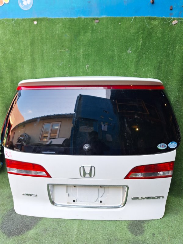 Дверь 5-я Honda Elysion RR1 (б/у)
