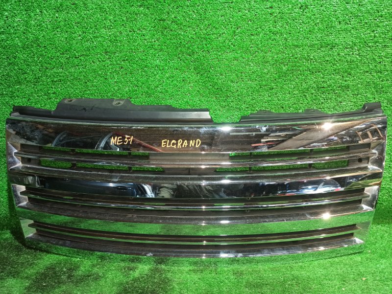 Решетка радиатора Nissan Elgrand ME51 (б/у)