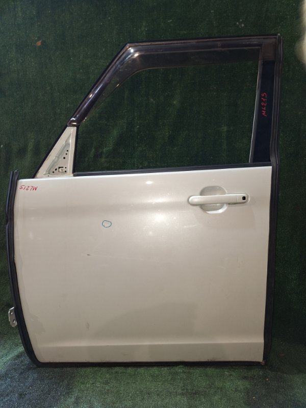 Дверь Nissan Roox ML21S передняя левая (б/у)
