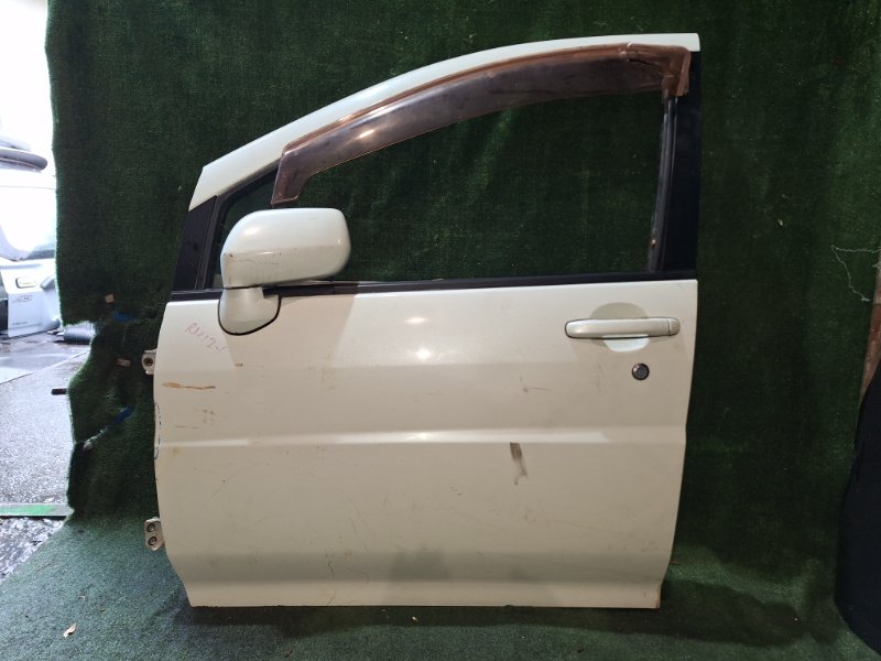 Дверь Nissan Liberty RM12 передняя левая (б/у)