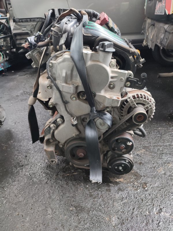 Двигатель NISSAN SERENA CC25 MR20DE (б/у) Двигатель NISSAN SERENA CC25 MR20DE (б/у)