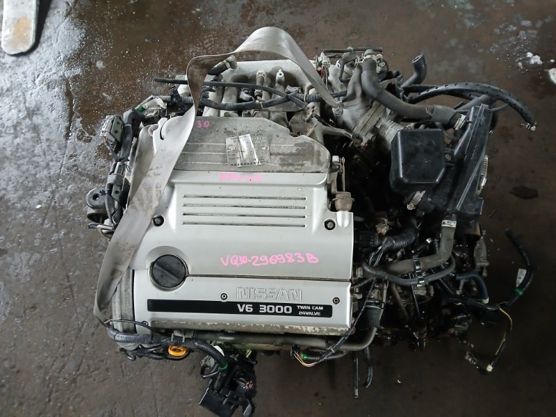 Двигатель Nissan Bassara JHU30 VQ30 2000 (б/у)