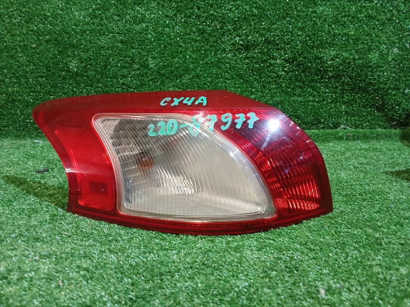 Стоп-сигнал Mitsubishi Galant Fortis CX4A задний левый (б/у)