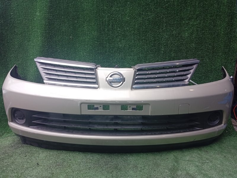 Бампер Nissan Tiida Latio SC11 передний (б/у)