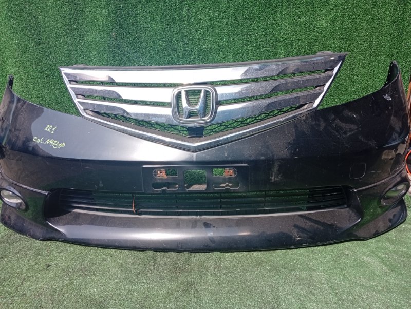 Бампер Honda Elysion RR1 передний (б/у)