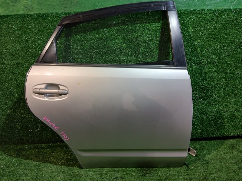 Дверь Toyota Prius NHW20 1NZ-FXE 2004 задняя правая (б/у)