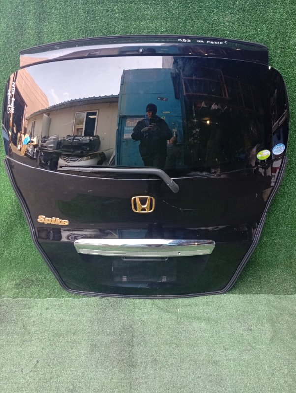Дверь 5-я Honda Freed Spike GB3 (б/у)