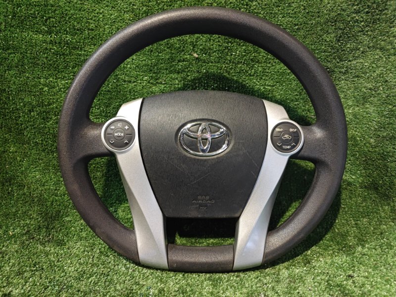 Руль Toyota Prius ZVW30 2ZR-FXE 2009 (б/у)