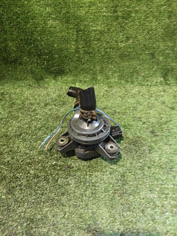 Помпа инвертора Toyota Aqua NHP10 1NZ-FXE 2012 (б/у)