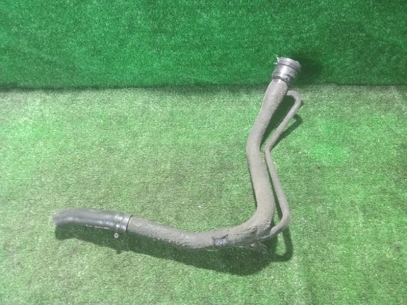 Горловина топливного бака Toyota Platz SCP11 1SZ-FE 2000 (б/у)