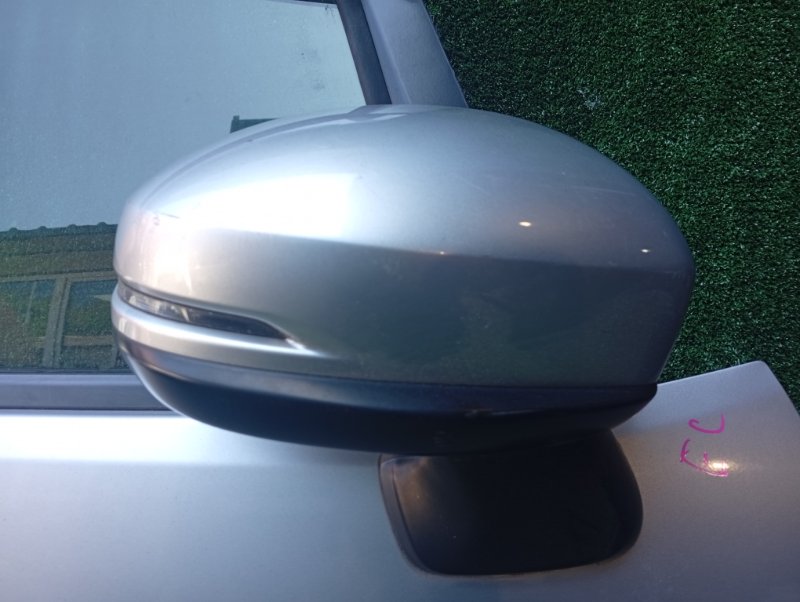 Зеркало Honda Fit GK3 переднее правое (б/у)
