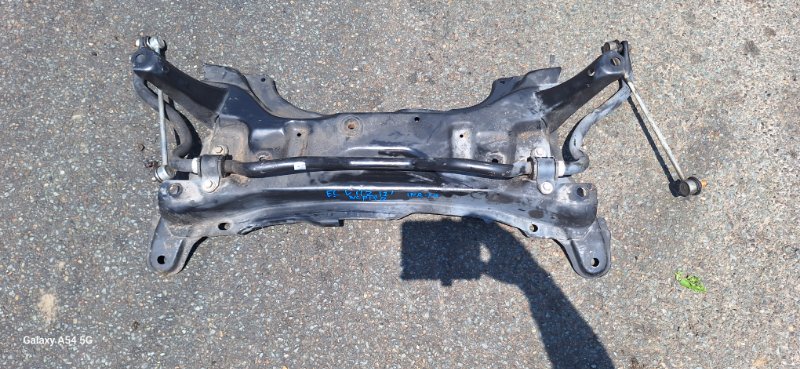 Балка под двс TOYOTA VITZ NSP130 1NRFE передняя (б/у)