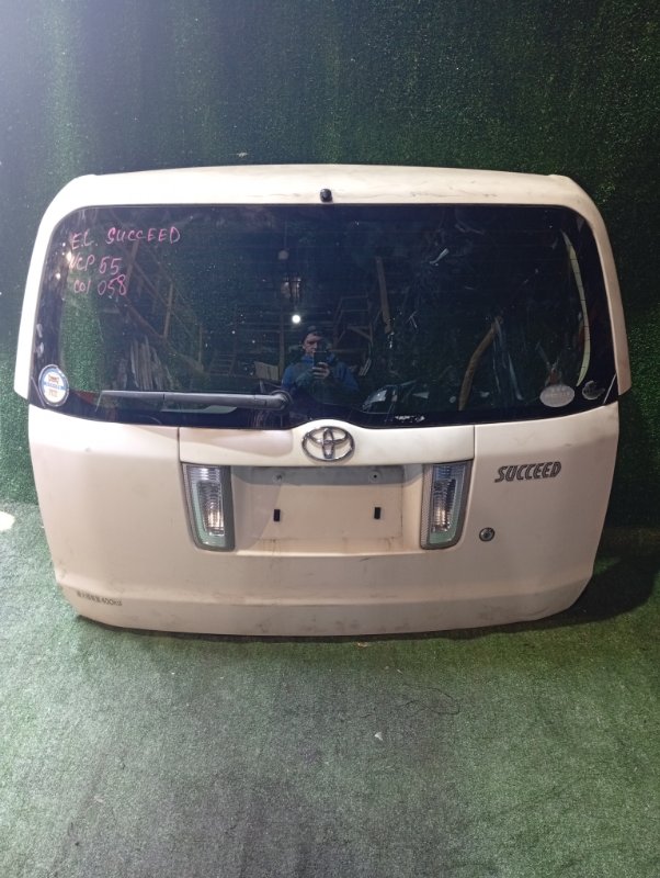 Дверь 5-я TOYOTA SUCCEED NCP51 (б/у)