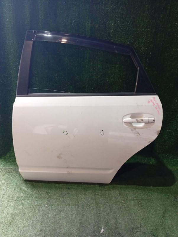 Дверь TOYOTA PRIUS NHW20 задняя левая (б/у)