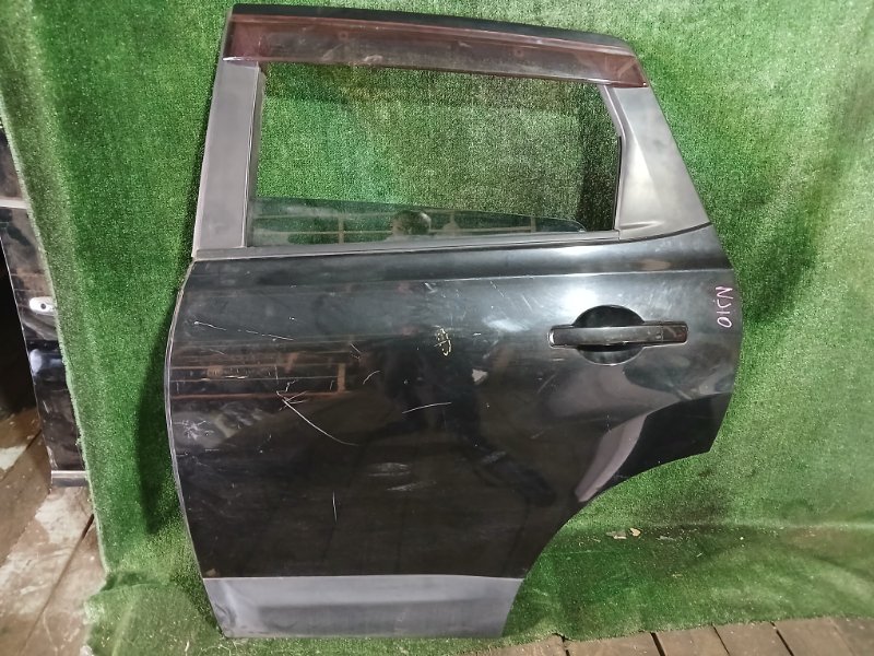 Дверь NISSAN DUALIS NJ10 задняя левая (б/у)