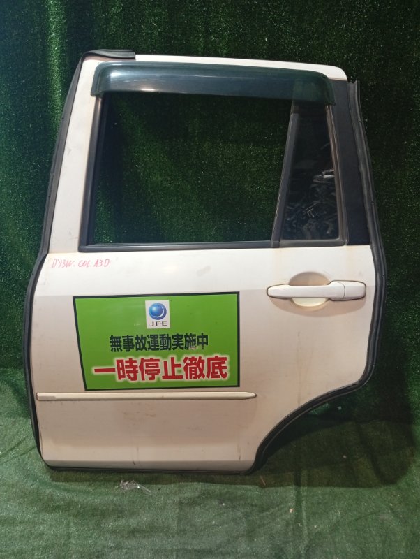 Дверь MAZDA DEMIO DY3W задняя левая (б/у)