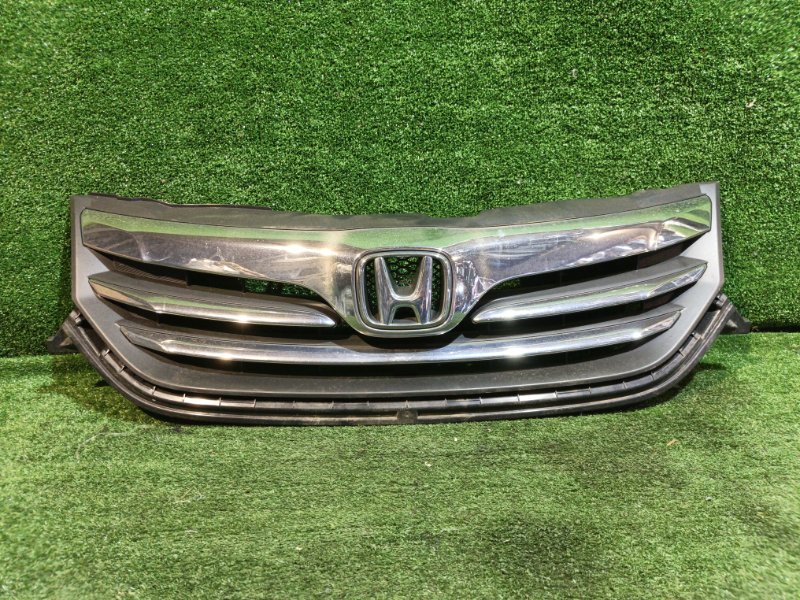 Решетка радиатора HONDA FREED GB3 (б/у)