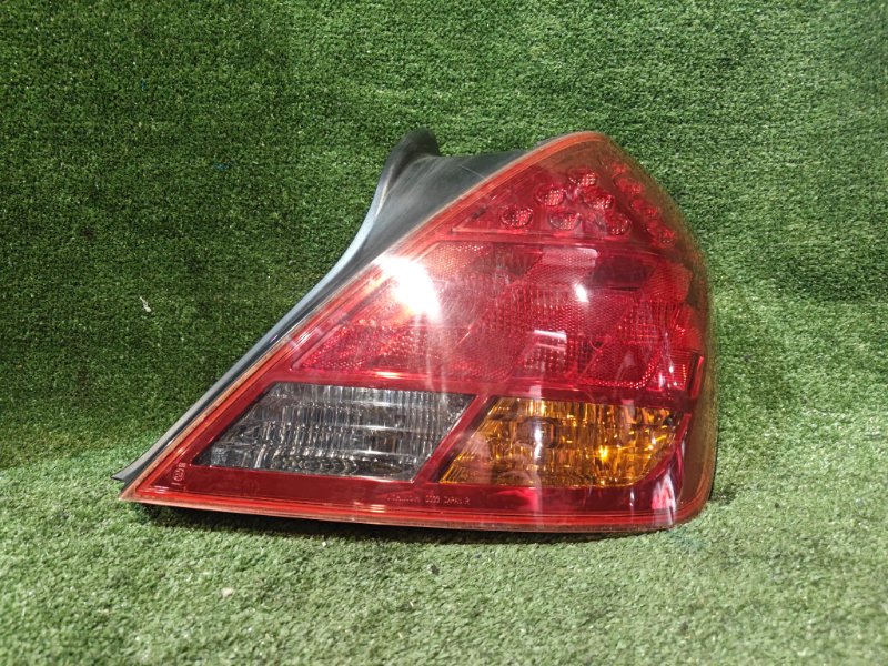 Стоп-сигнал NISSAN TEANA J31 правый (б/у)
