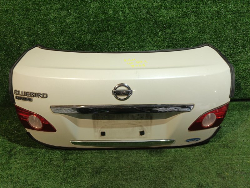 Крышка багажника NISSAN BLUEBIRD SYLPHY KG11 (б/у)
