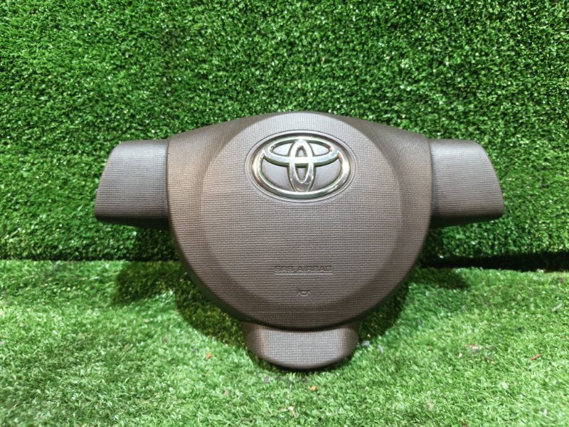 Airbag на руль TOYOTA PASSO KGC30 (б/у)