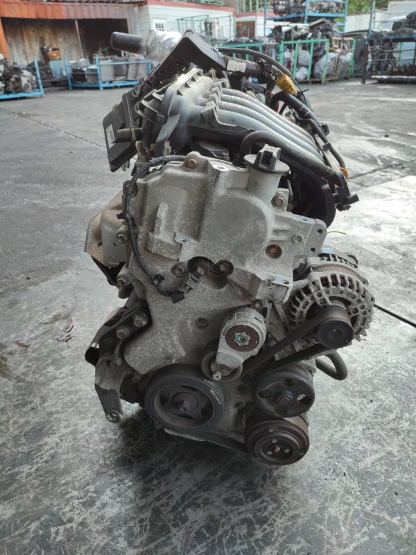 Двигатель NISSAN SERENA CC25 MR20DE (б/у) Двигатель NISSAN SERENA CC25 MR20DE (б/у)