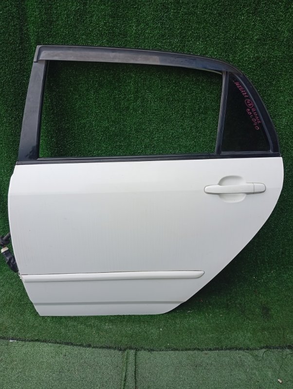 Дверь TOYOTA COROLLA RUNX NZE121 1NZ-FE 2001 задняя левая (б/у)