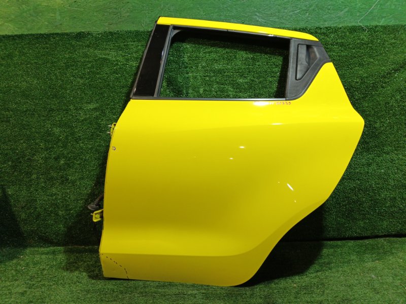 Дверь SUZUKI SWIFT ZC33S K14C задняя левая (б/у)