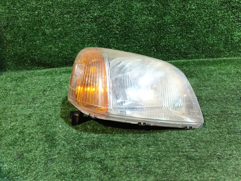 Фара HONDA LOGO GA3 правая (б/у)