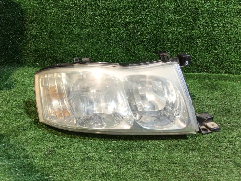 Фара NISSAN CEDRIC ENY34 RB25DET 2000 правая (б/у)