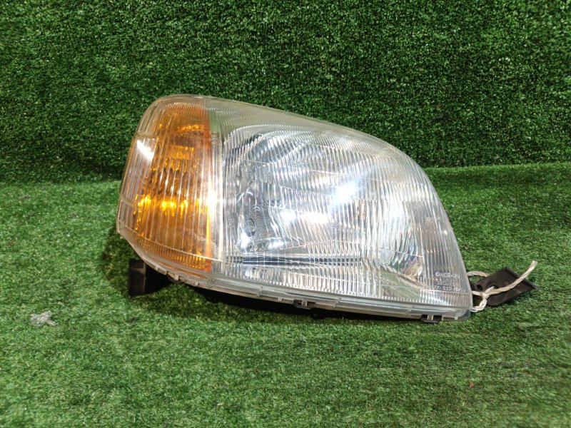 Фара HONDA LOGO GA3 правая (б/у)