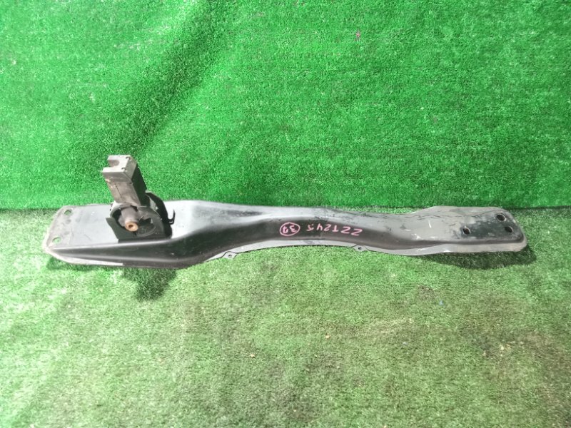 Балка под двс TOYOTA PREMIO ZZT245 1ZZ-FE 2003 (б/у)