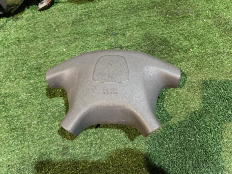 Airbag на руль MITSUBISHI DELICA PE8W 4M40 1999 (б/у)