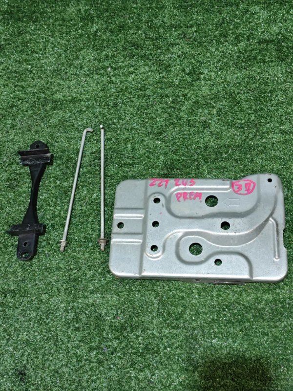 Крепление аккумулятора TOYOTA PREMIO ZZT245 1ZZ-FE 2003 (б/у)