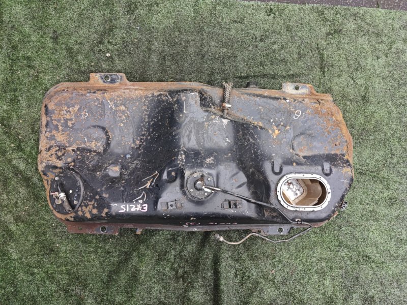 Бензобак TOYOTA RAUM EXZ15 5E-FE 1998 (б/у)