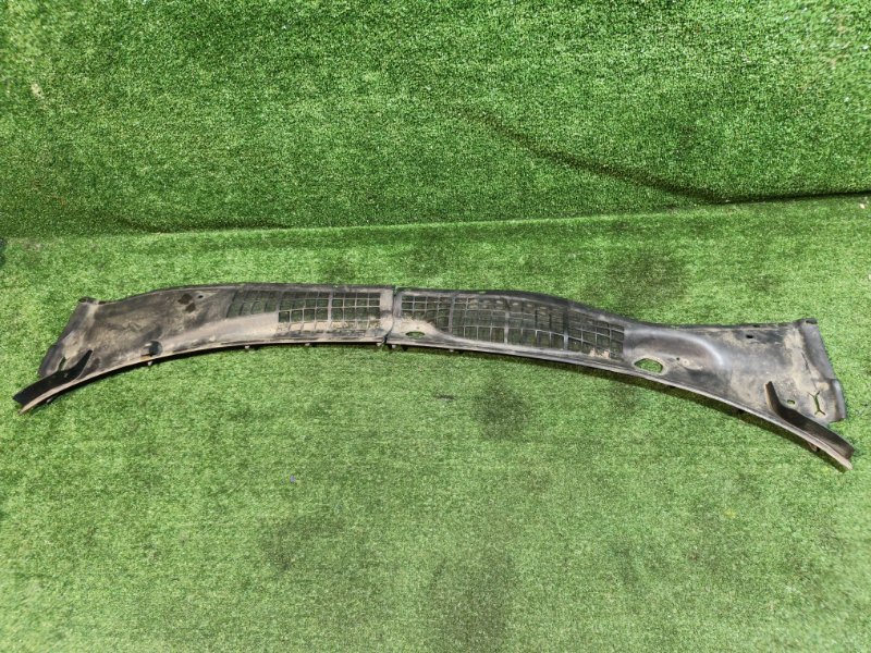 Решетка под дворники TOYOTA CELSIOR UCF11 1UZ-FE 1994 (б/у)
