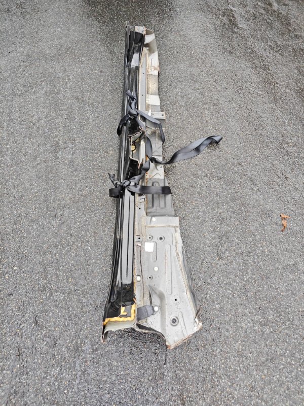 Порог HONDA STREAM RN6 левый (б/у)