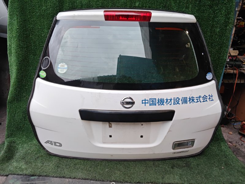 Дверь 5-я NISSAN AD Y12 (б/у)